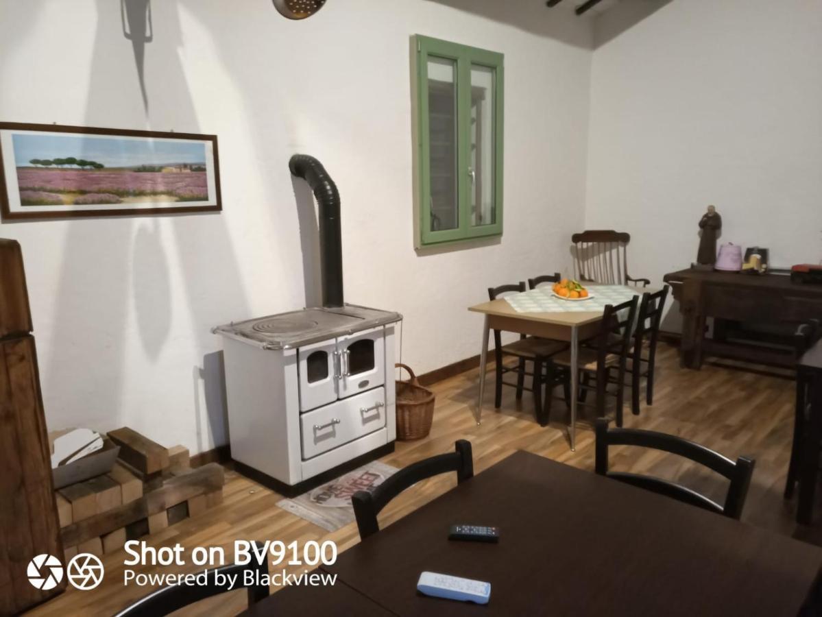 Antico Casolare Da Francesca Hotel Porto Viro Ngoại thất bức ảnh